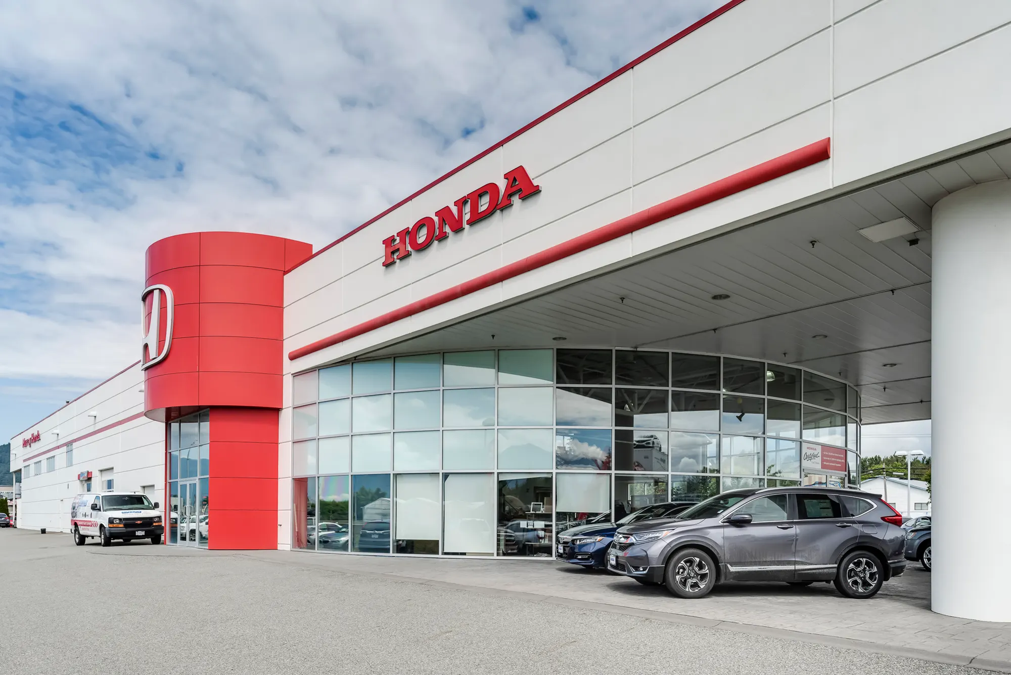 Freshly painted commercial building exterior in the Fraser Valley by Master Painting & Renovations